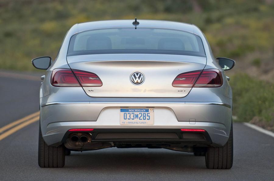  Volkswagen Passat CC 2013 года  (фото 6 из 87)